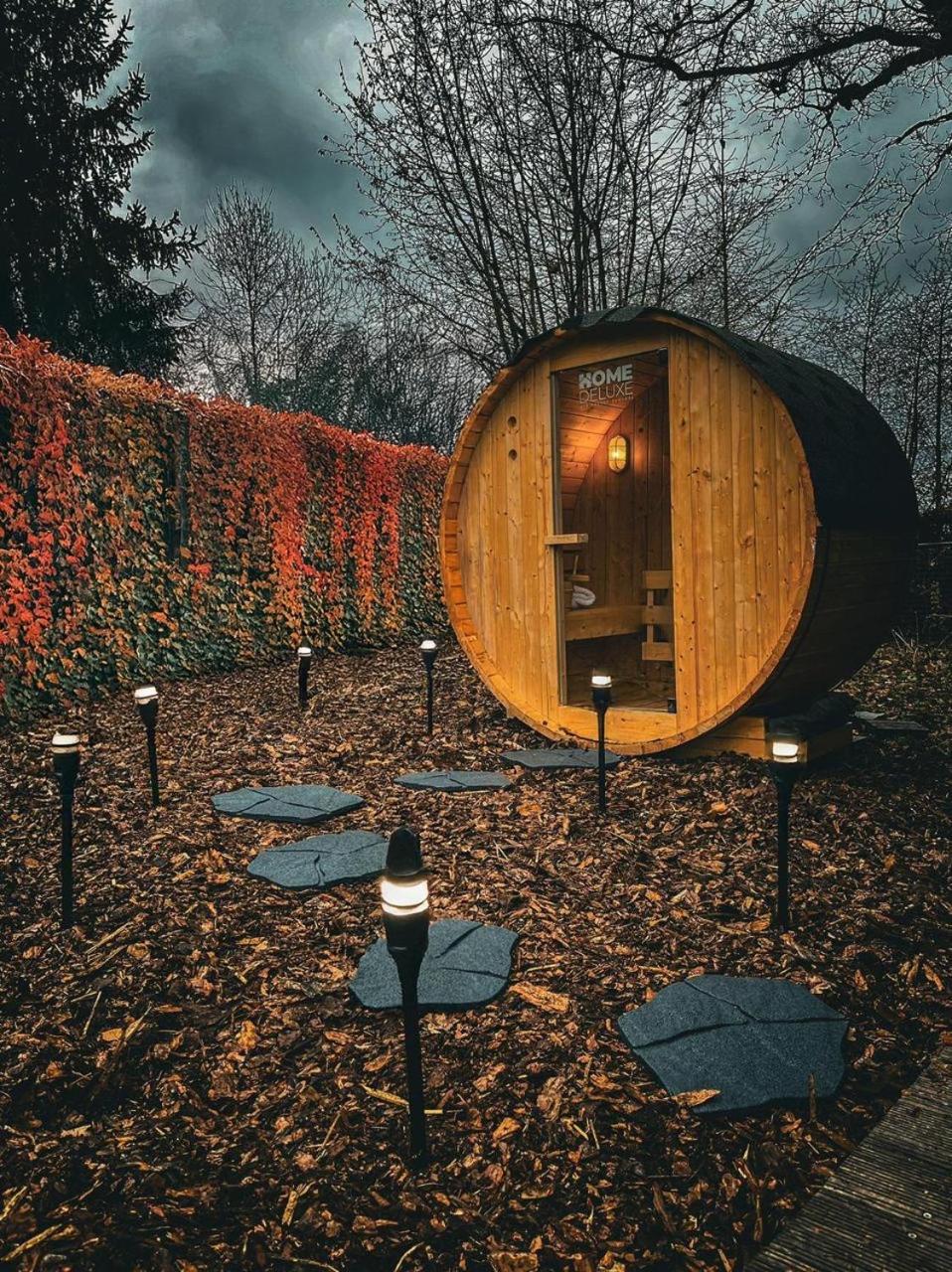 Wunderschoenes Chalet Mit Gaestehaus In Der Natur Mit Fass-Sauna Sangerhausen Exterior foto